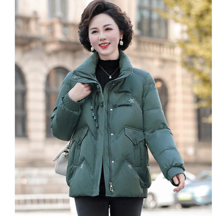 

Middle-aged and Elderly Women s Down Jacket Short New Loose Mother Winter Warm Jacket 4XL зелёный