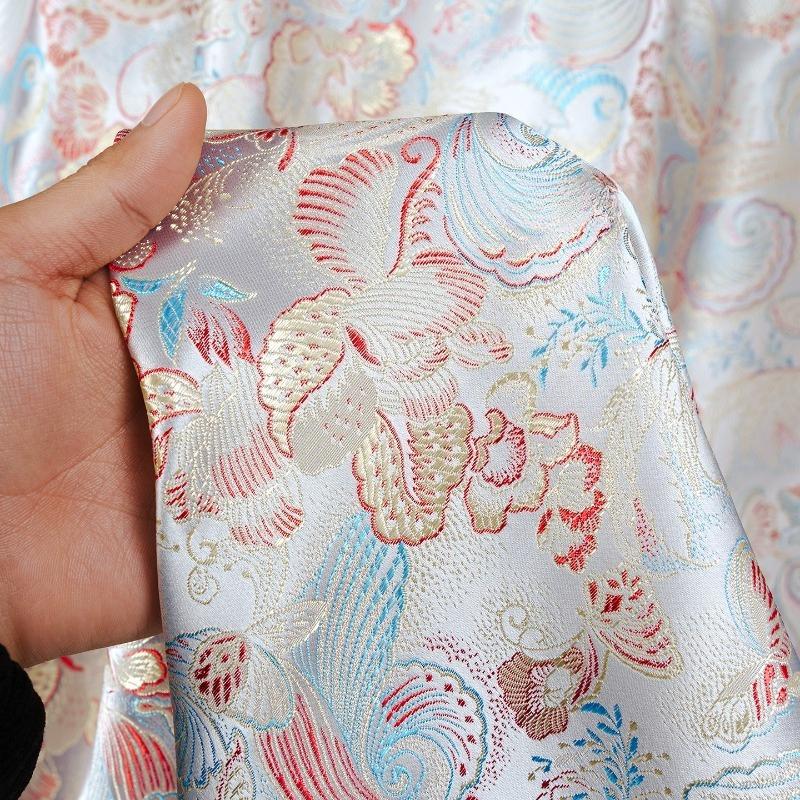 

Butterfly Flower Style Brocade Jacquard Fabric for Sewing New Chinese-style Cheongsam, Hanfu Coat, Waistcoat, Silk Fabric 50x150cm світло-сірого кольору