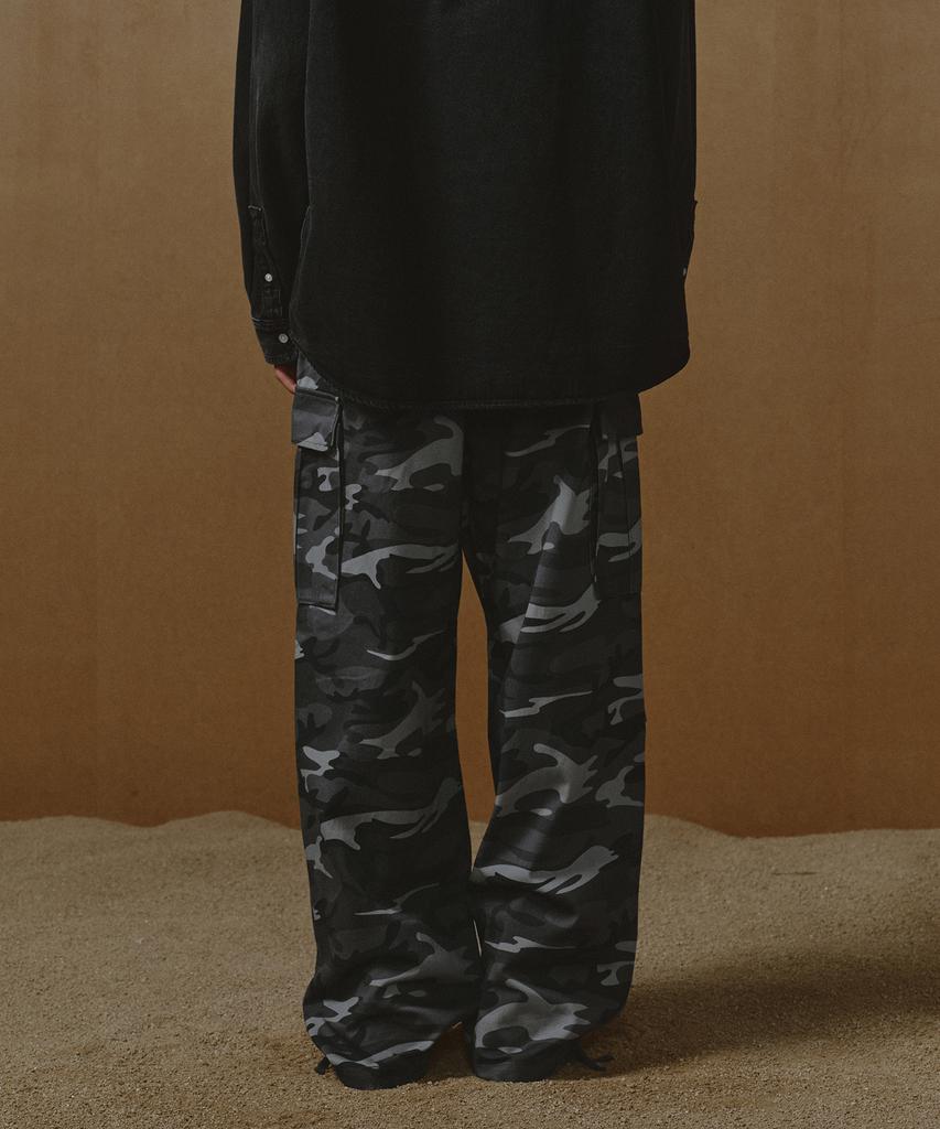 Musinsa Standard Camouflage Extra Wide Cargo Pants [Dark Grey/Camo]