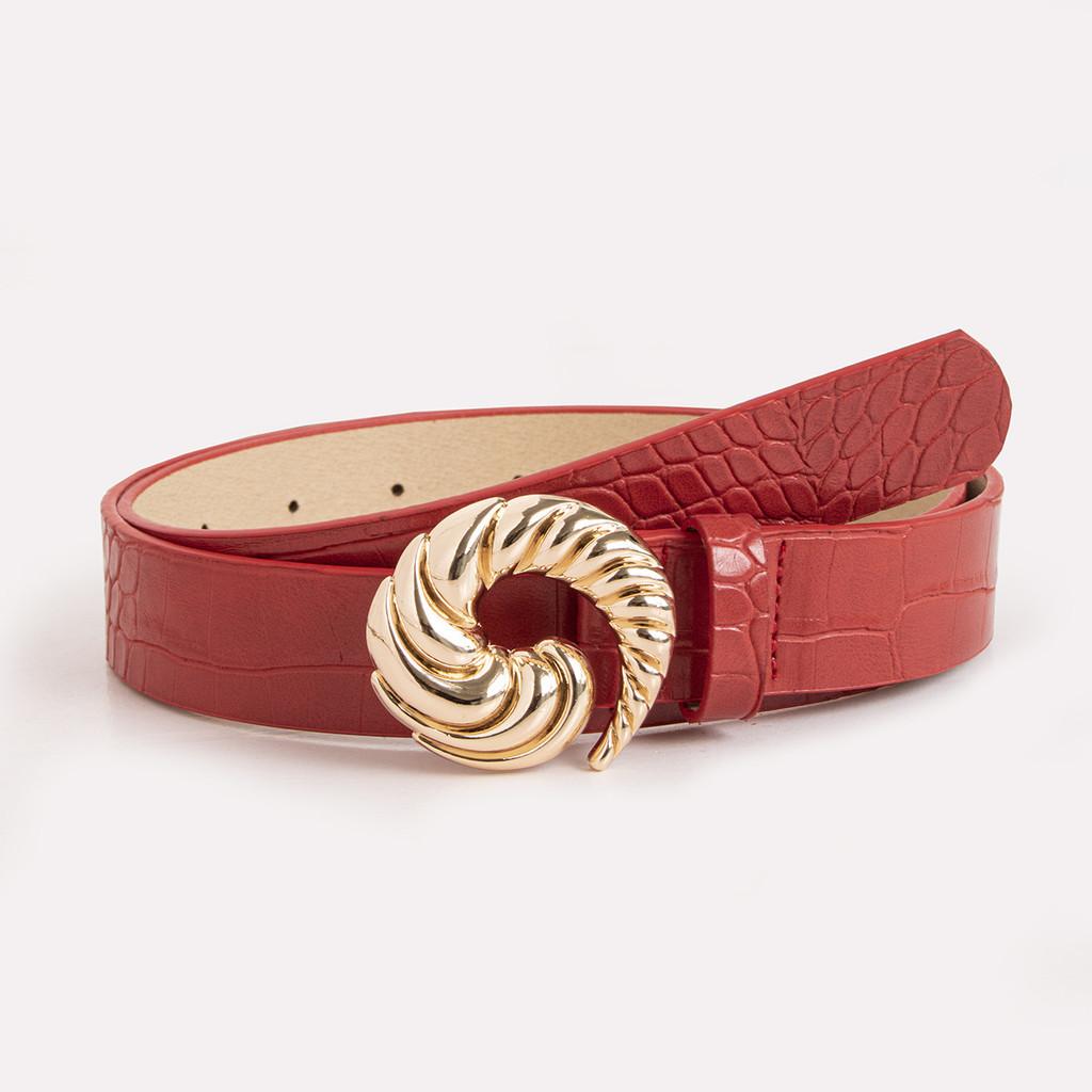 Elegant Womans Leather Waist Belt With Crocodile Texture Pu Material Red