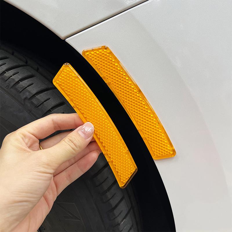 Universal Wheel Brow Reflective Sticker Wheel Front Bar Body Warning Sticker For Suv/Sedan/Off-Road/Mpv Vehicle Accessories
