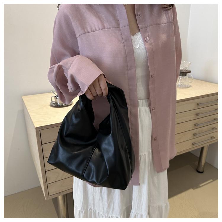 2024 Trendy Pleated Cloud Bag - Large Capacity Casual Handheld or Shoulder Bag