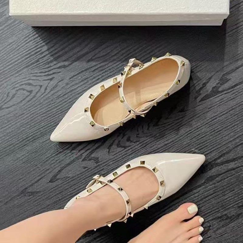 

Туфли-лодочки на заклепках, летняя новинка, модные, с острым носком, из лакированной кожи, на ремешке-слинге, на мягкой подошве, нескользящие, износостойкие, одинарные туфли 40