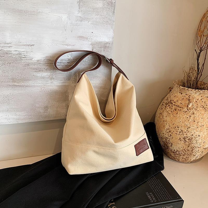Casual large-capacity canvas bag women's new spring and summer shoulder messenger bag college student tote bag