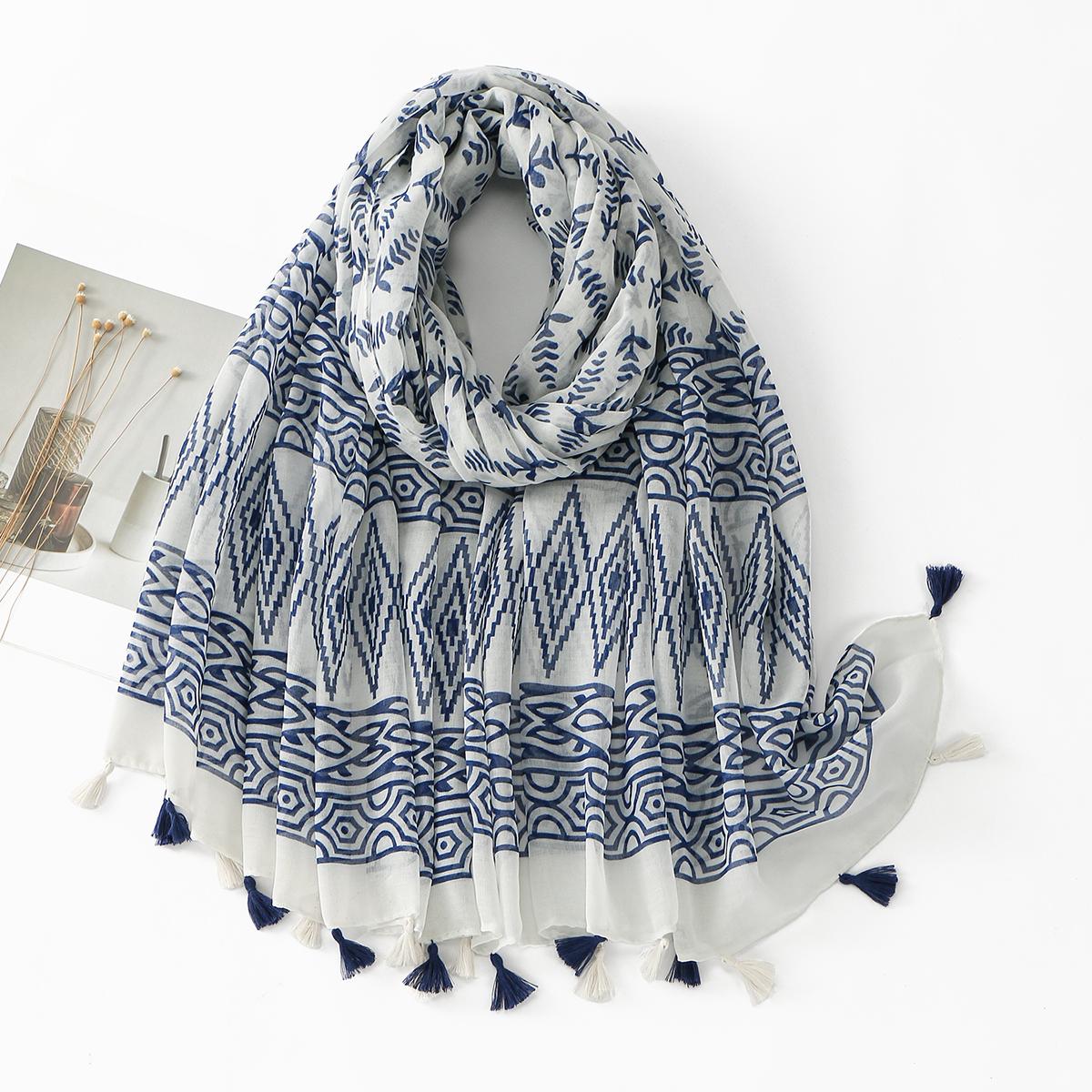 

Muslim Ethnic Style Printed Shawl with Special Tassels Uneven Woman Spain Original Hijab Fashion Floral Printed Scarf Hair Wrap