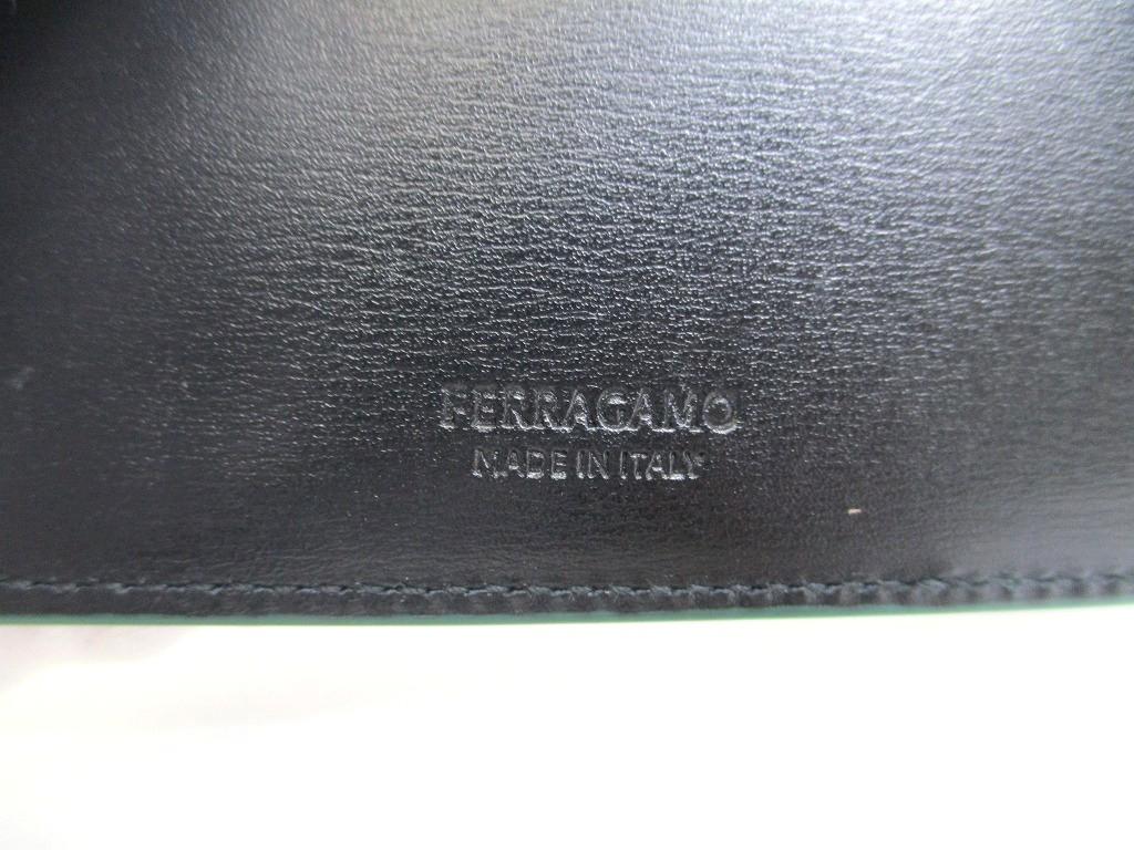 Authentic Salvatore Ferragamo Logo Green and Black Leather Bifold Wallet #a638 Open Box