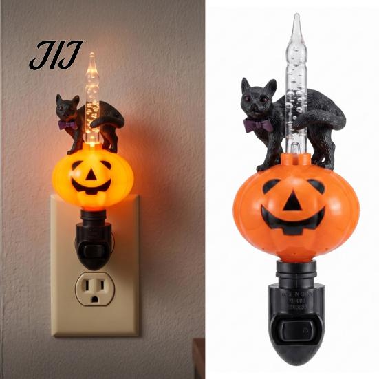 Halloween Night Light Black Cat Pumpkin for Halloween, LED Light-up Plug-in Lamp Lamp, Glowing Ambient Holiday Party Decor Decorative