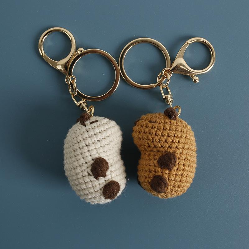 Cute Kapibala Crochet Keychain Mini Animal Crochet Key Ring Kawaii Handmade Pendant Decor for Bag Gift