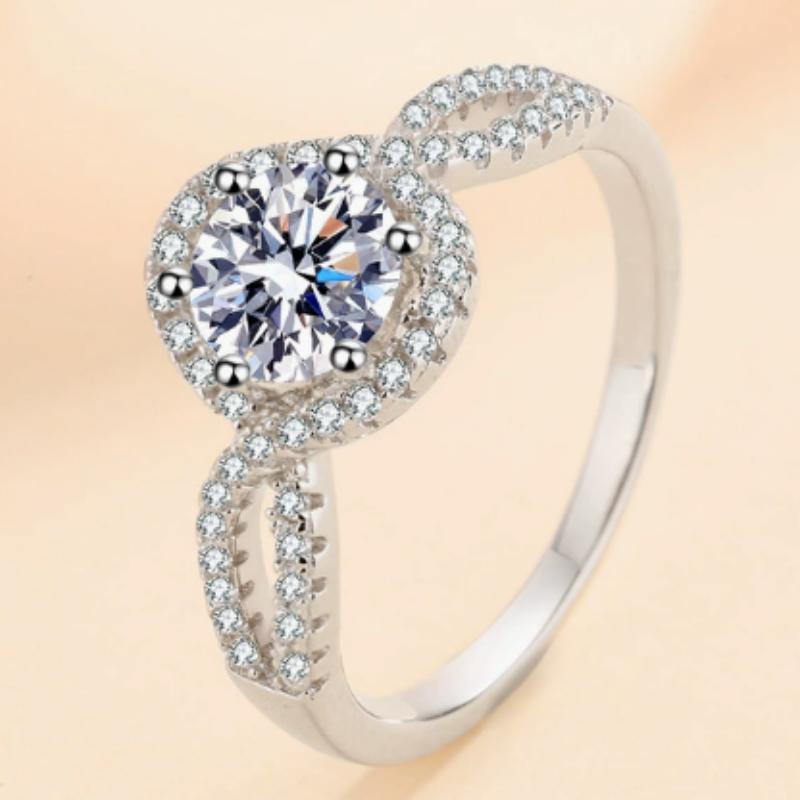 2026 Classic Brilliant Cubic Zirconia Rings for Women Luxury Fashion Finger Accessories Aesthetic Charm Wedding Bridal Zircon