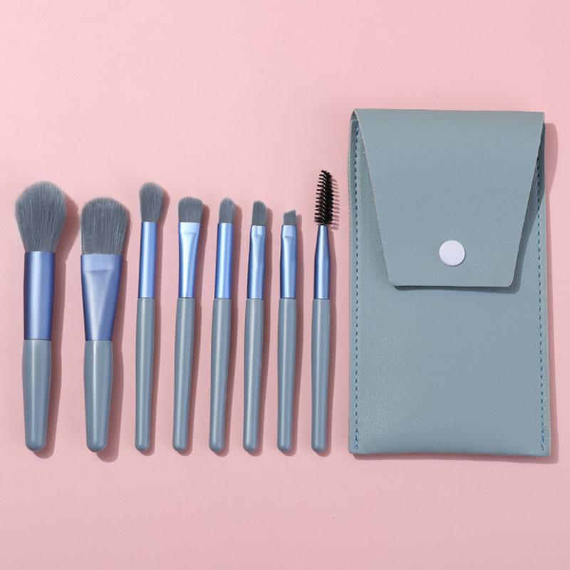 Nová sada 8 mini štětců na make-up Přenosný štětec na oční stíny Powder Concealer Brush Jemné nástroje pro krásu vlasů pro začátečníky