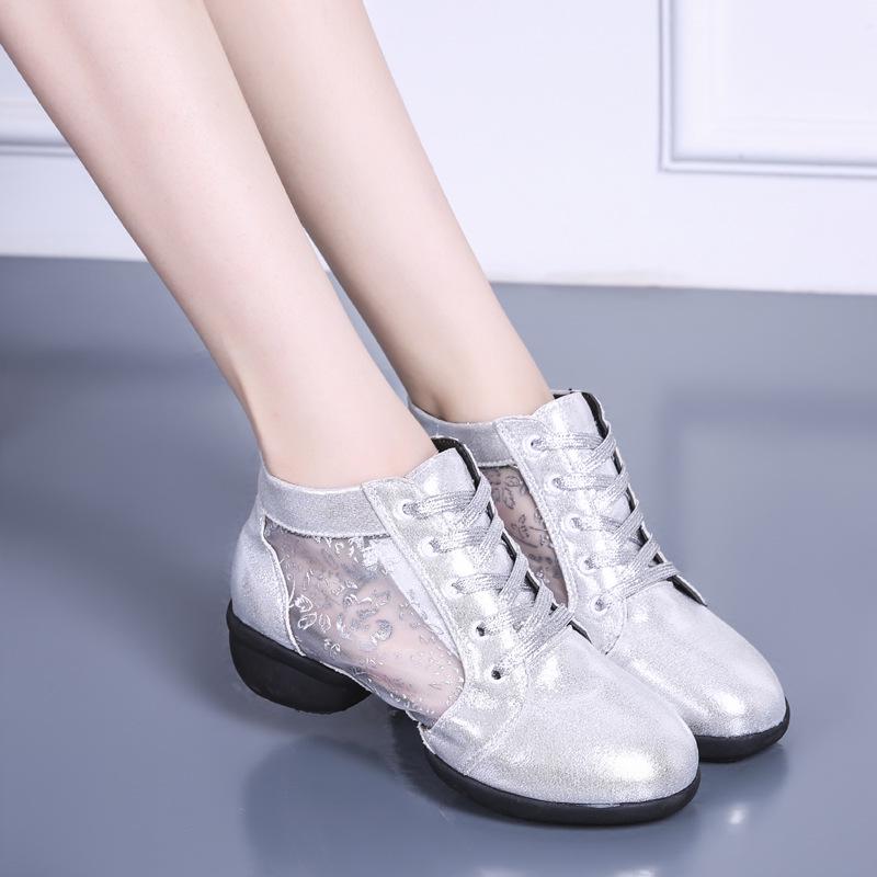 2025 new spring and summer dance shoes women's mesh breathable dance shoes square dance shoes hollow soft-soled dance shoes