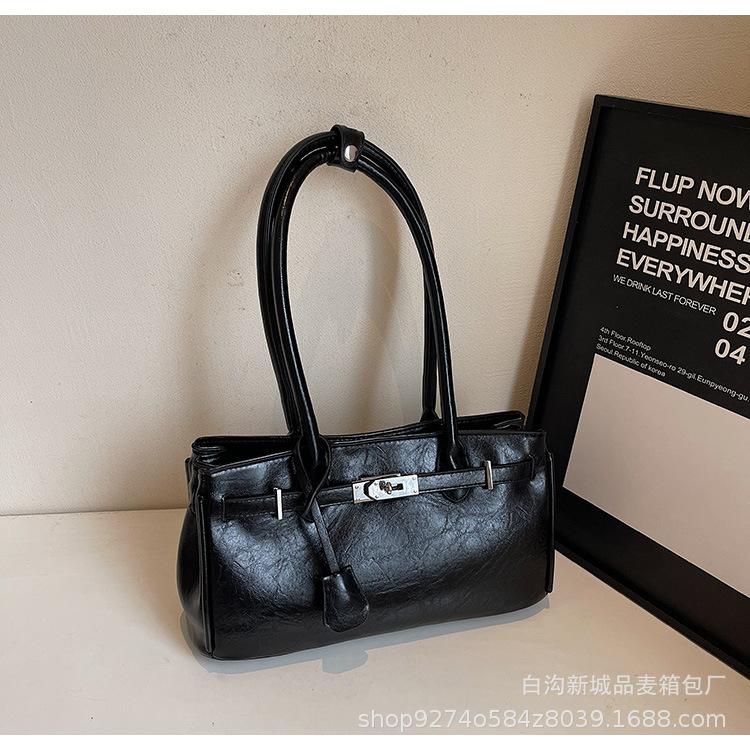 

High-end fashion handbag bag women s new retro versatile solid color Kelly bag large-capacity commuter messenger women s bag чёрный