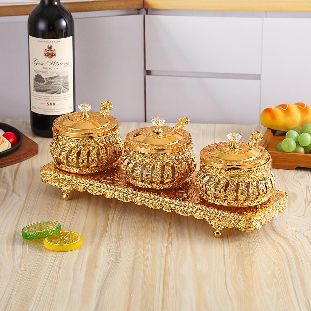 Golden Seasoning Jar Hollowed-out Metal Golden Salt Shaker Kitchen Storage Box Seasoning Box Spice Jars Set Salt Organizer