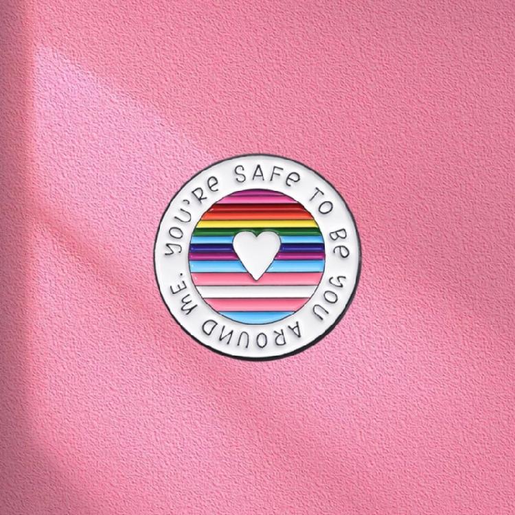 Eye Catching Round Rainbow Brooch Stylish Hat Pin Metal Badge Accessory for Daily Wear Fashionable Clothing Accessories