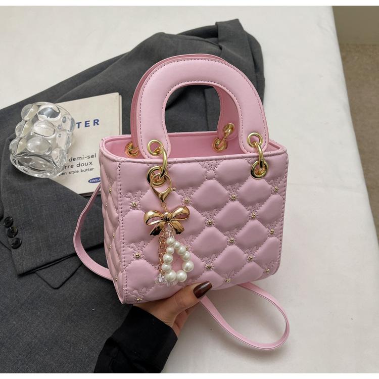 Summer New Style Daphne Bag, Women's Casual Handbag, Niche Quality, Fashionable and Versatile Single Shoulder Messenger Bag