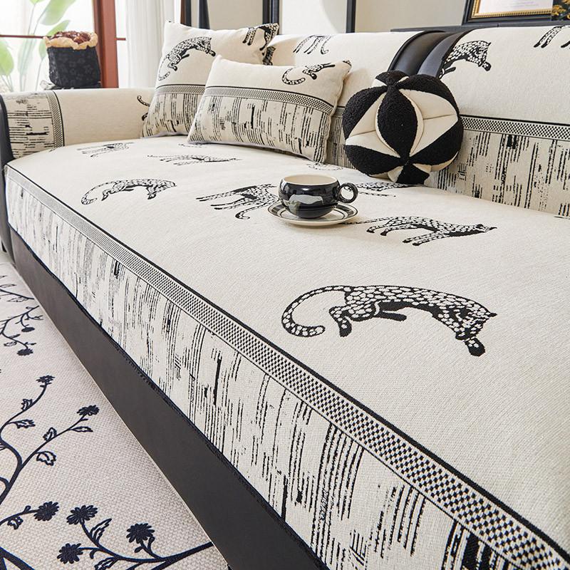 1pcs Wear Resistant Chenille Sofa Cover Anti-cat Scratch Protection Blanket Carpet Four Seasons Universal Couch Cushion