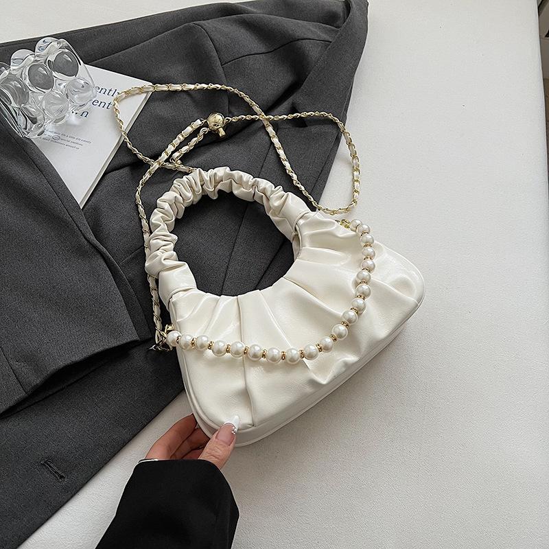 

Small bag women s new trendy shoulder armpit bag niche design commuter messenger bag high value cloud bag