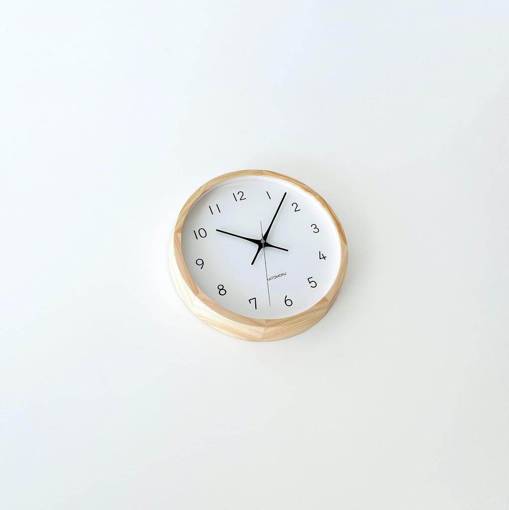 KATOMOKU Muku Clock 13, Hinoki (Japanese Cypress) km-104HIRCS, Wall Clock with Continuous Second Hand, 30.6cm Diameter (SKP Radio-controlled Clock)