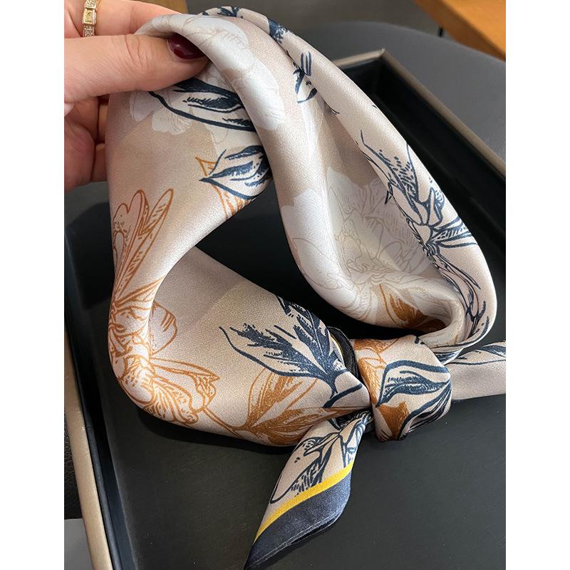 53 * 53cm Mulberry Silk Small Square Scarf Multifunctional Professional Fashion Decoration Silk Scarf For Spring And Autumn Warmth Shawl