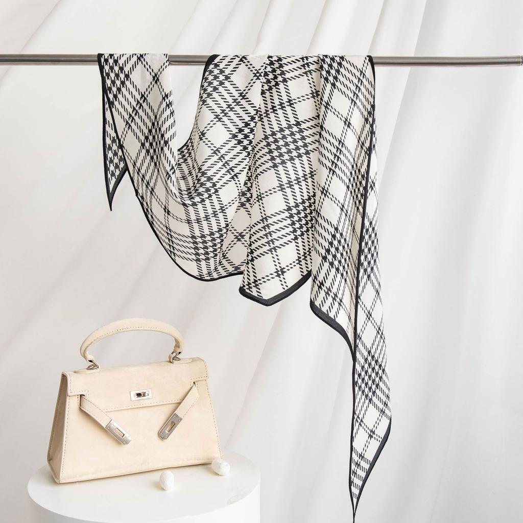 Vielseitiger modischer und eleganter Schal aus Maulbeerseide Herbst Neu Damen Doppelkrepp-Schal Sonnenschutz Warmer Schal
