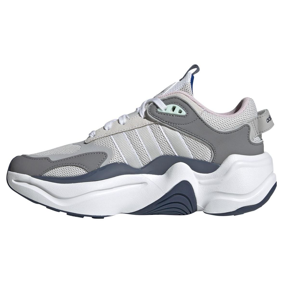 

Женские кроссовки adidas Tephra Runner Raw Steel Grey Grey-One EE5045