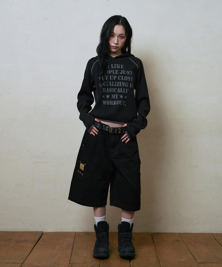 Lujeoseukeulleob Lc Logo Applique Bermuda Cotton Pants Black