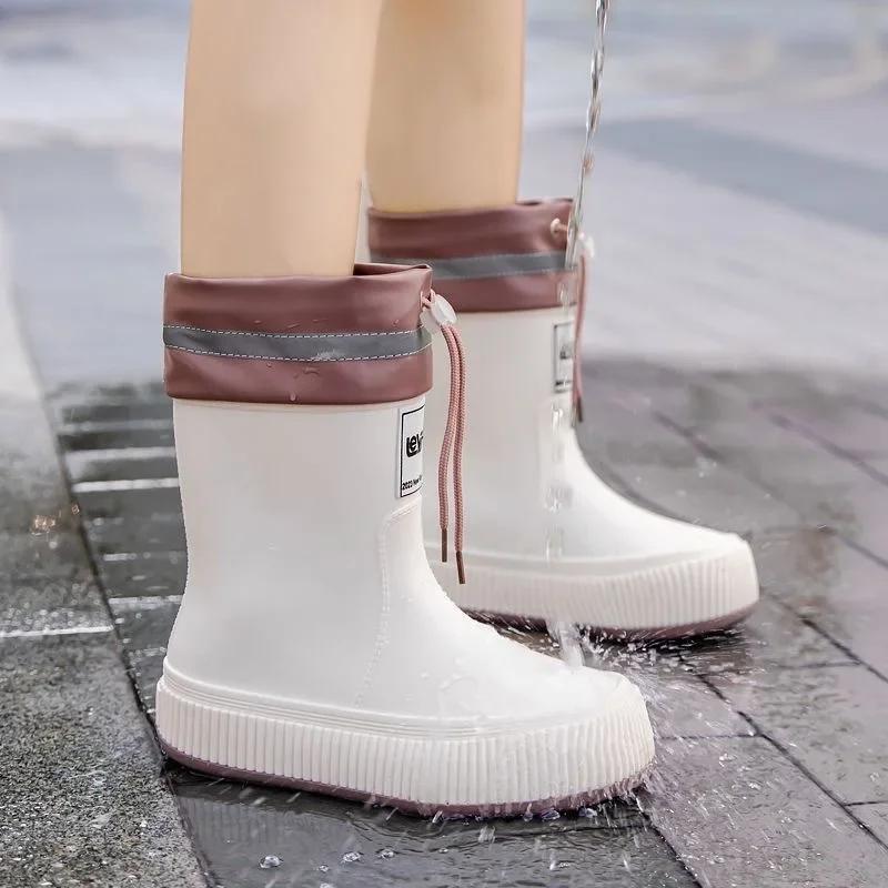Stivali da pioggia Moda genitore-figlio Outdoor Antiscivolo Impermeabili Stivali da pioggia per Uomo e Donna Speciali per la Scuola nei Giorni di Pioggia2025