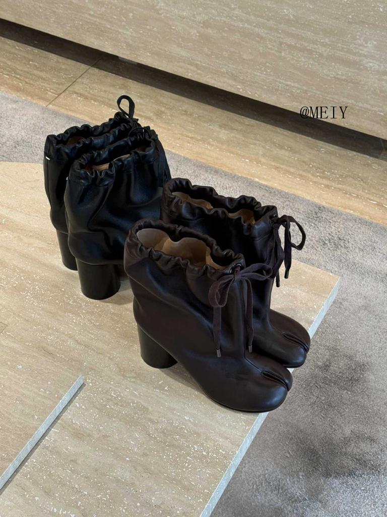 Cowhide version~ autumn and winter new wide tube lace-up split-toed pig's trotters boots women's genuine leather Korean version versatile western Mart