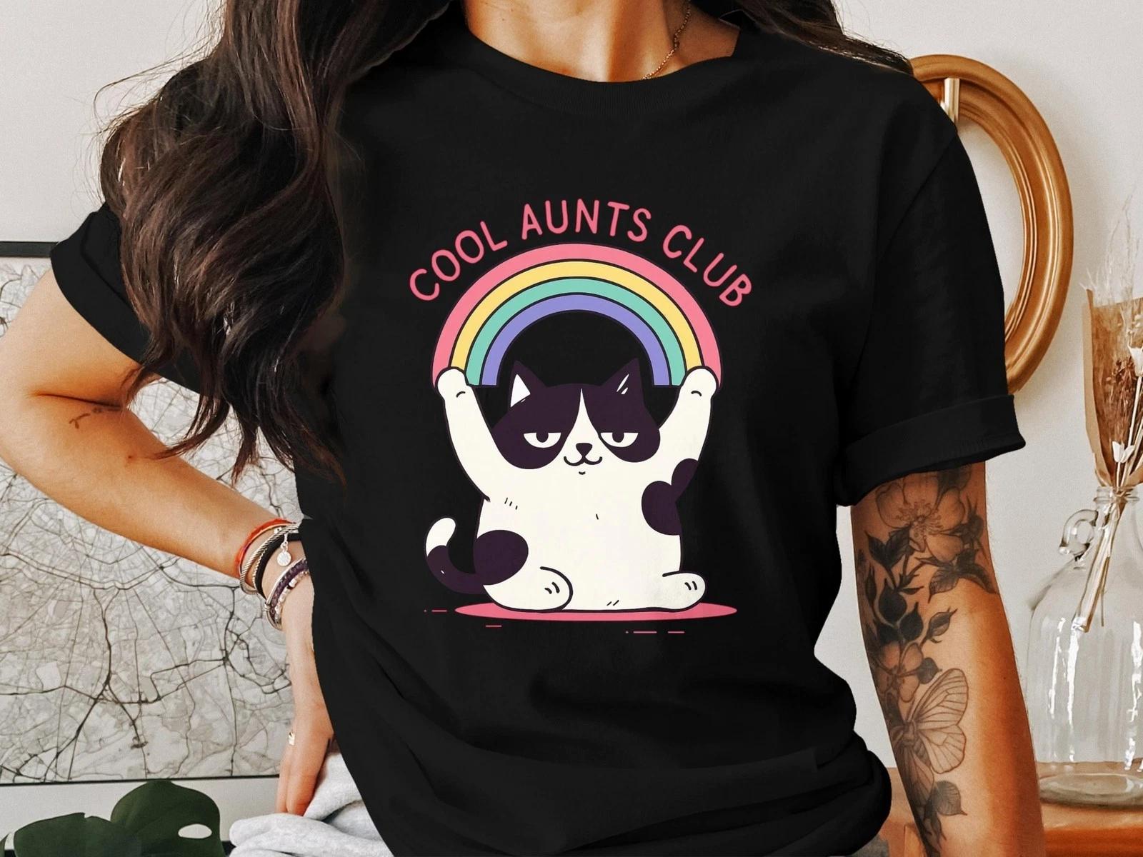 Cool Aunts Club T-Shirt, Fun Gift for Aunt, Cute Auntie Shirt, Family Tee 2XL