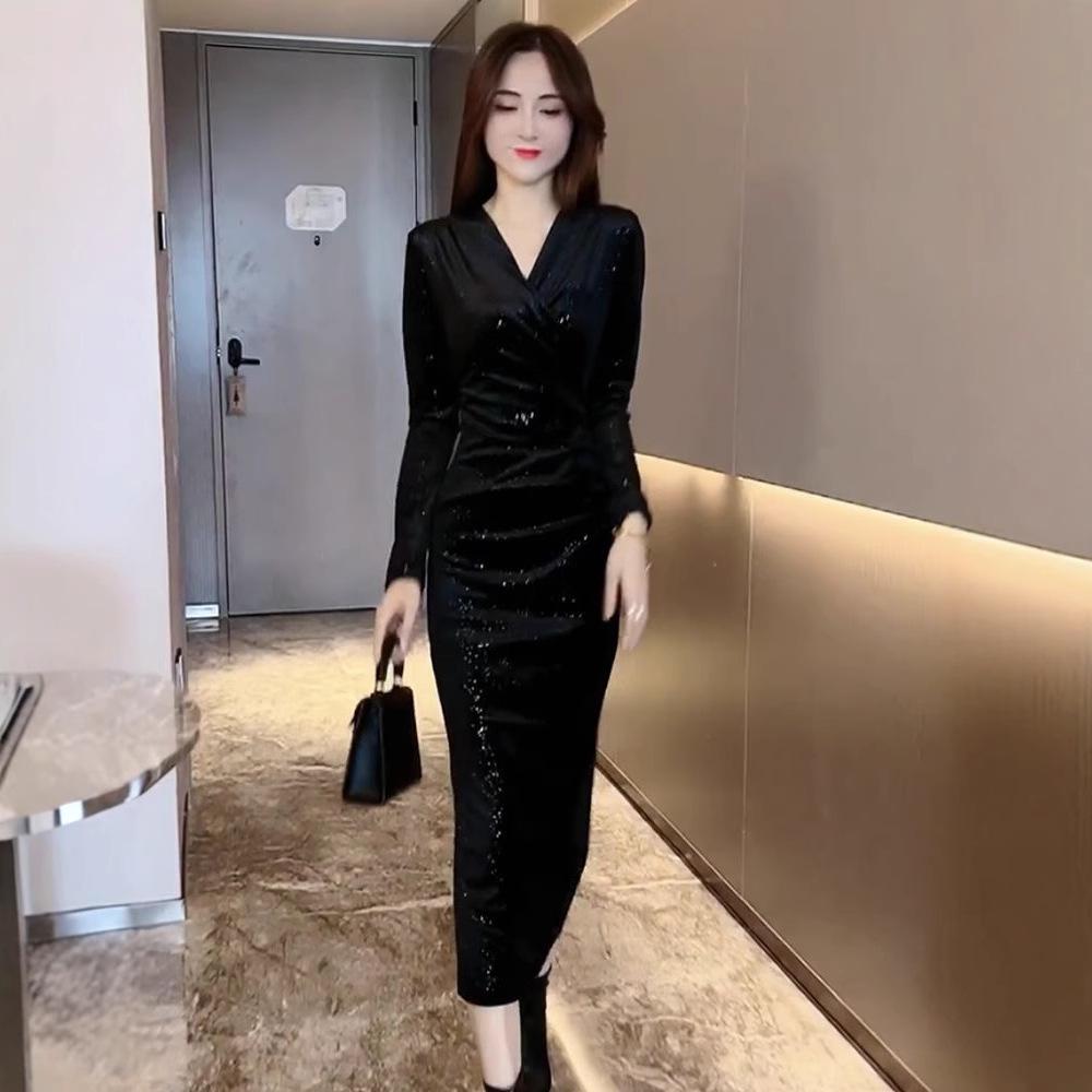 Rochie Hepburn cu paiete din catifea neagră cu decolteu în V, care subțiază - Toamnă, lungime medie, cu mâneci lungi, croială slim