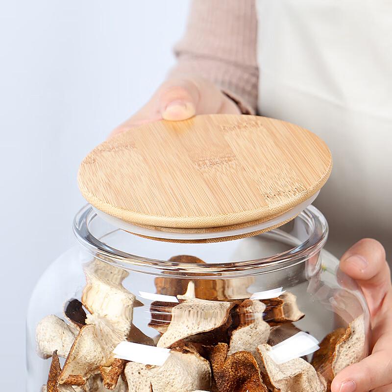 Octagonal PC Food Storage Jar with Wooden Lid