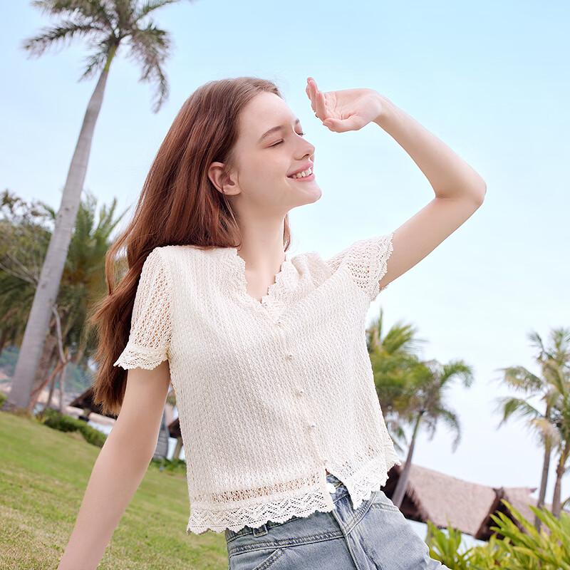 Betu Women's V-Neck Lace Short-Sleeve Top