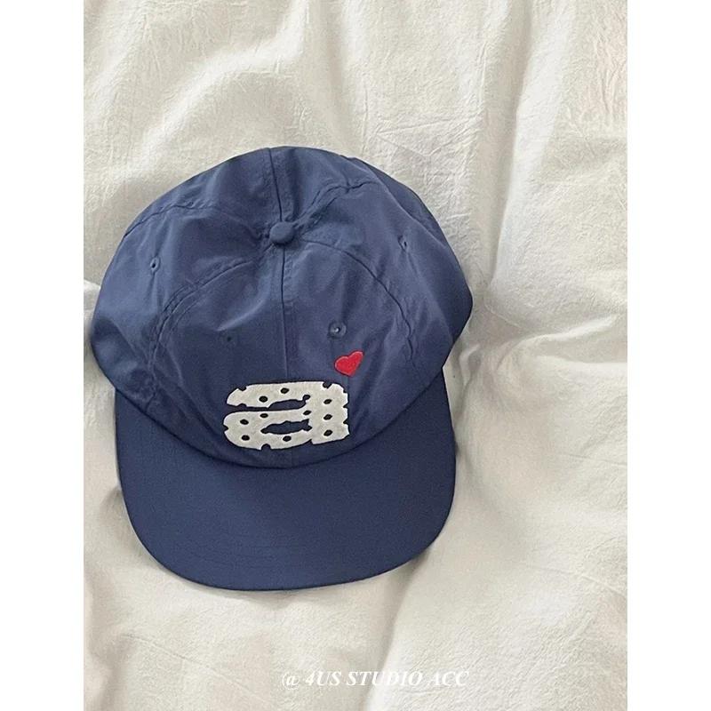 

New Flat-brimmed baseball cap women s summer quick-drying breathable embroidered cap shows small face Adjustable темно-синий