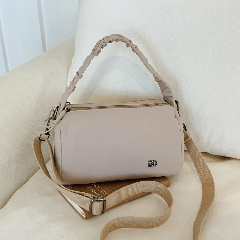 

Lightweight small cloth bag women s new fashion simple versatile shoulder small square bag travel commuter messenger bag бежевый