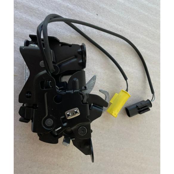 BMW X1 F48/F49 Hood Lock Block (51237376977/51237376978)