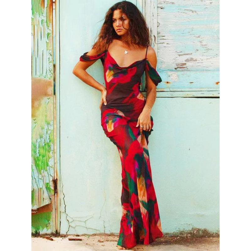 

Женские летние длинные платья без рукавов с принтом и высокой талией на одно плечо L красный
