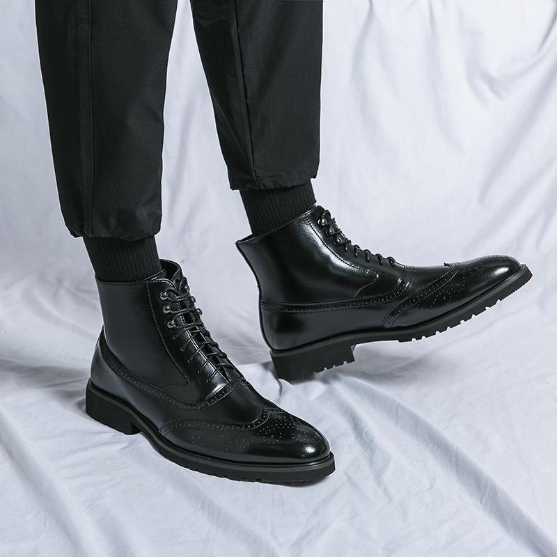 Marke Herrenstiefel Mode High-Top Lederstiefel Luxuriöse Spitze Chelsea-Stiefel für Herren Klassische Business-Anzugsstiefel Botas Masculinas