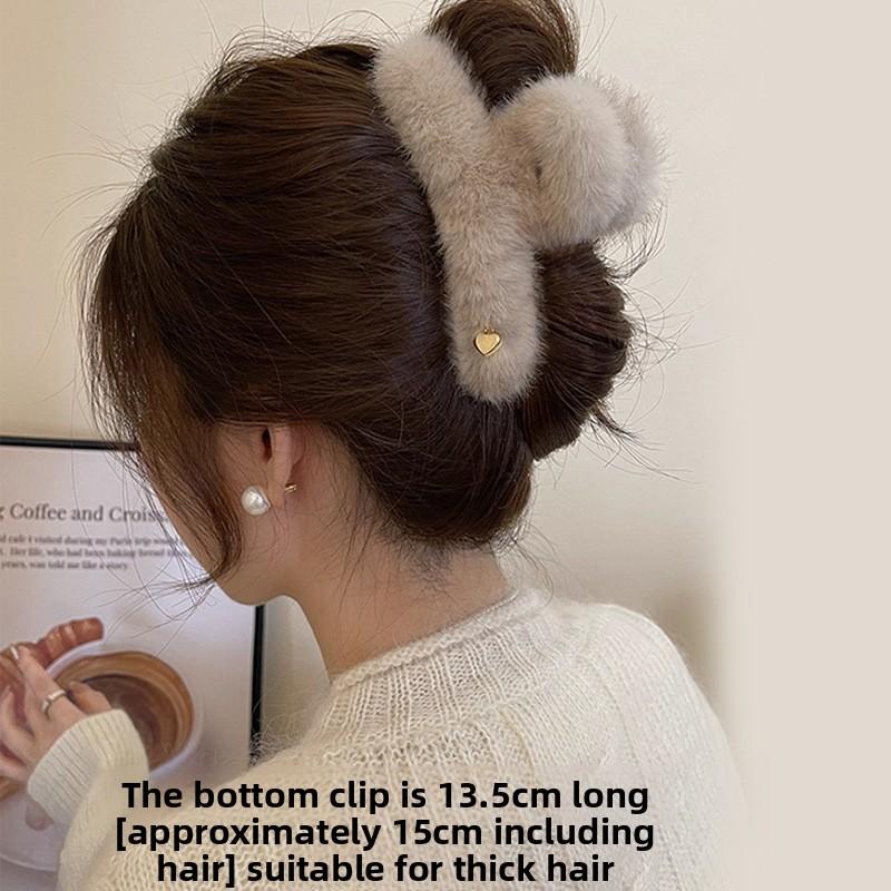 Large Plush Hair Claw Autumn/Winter 2026 New Women's Hair Accessories High-End Feel Shark Claw Hairpin Fashionable Hair Accessor
