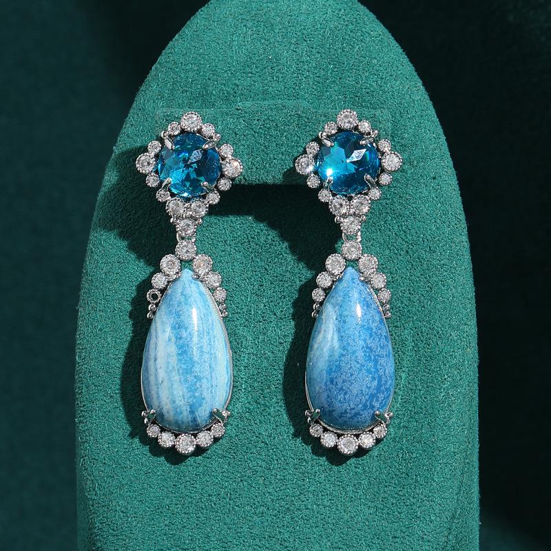 Yong Nuo Vintage Retro Jewelry: High-End, Colorfast Antique Earrings