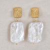 WorthWord Sparkles Pearl Earring