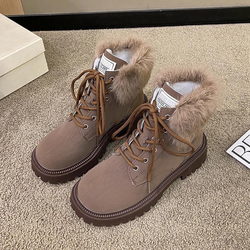 

Northeast fur integrated warm cotton shoes women s winter 2025 new velvet thickened snow boots large size Martin boots 35