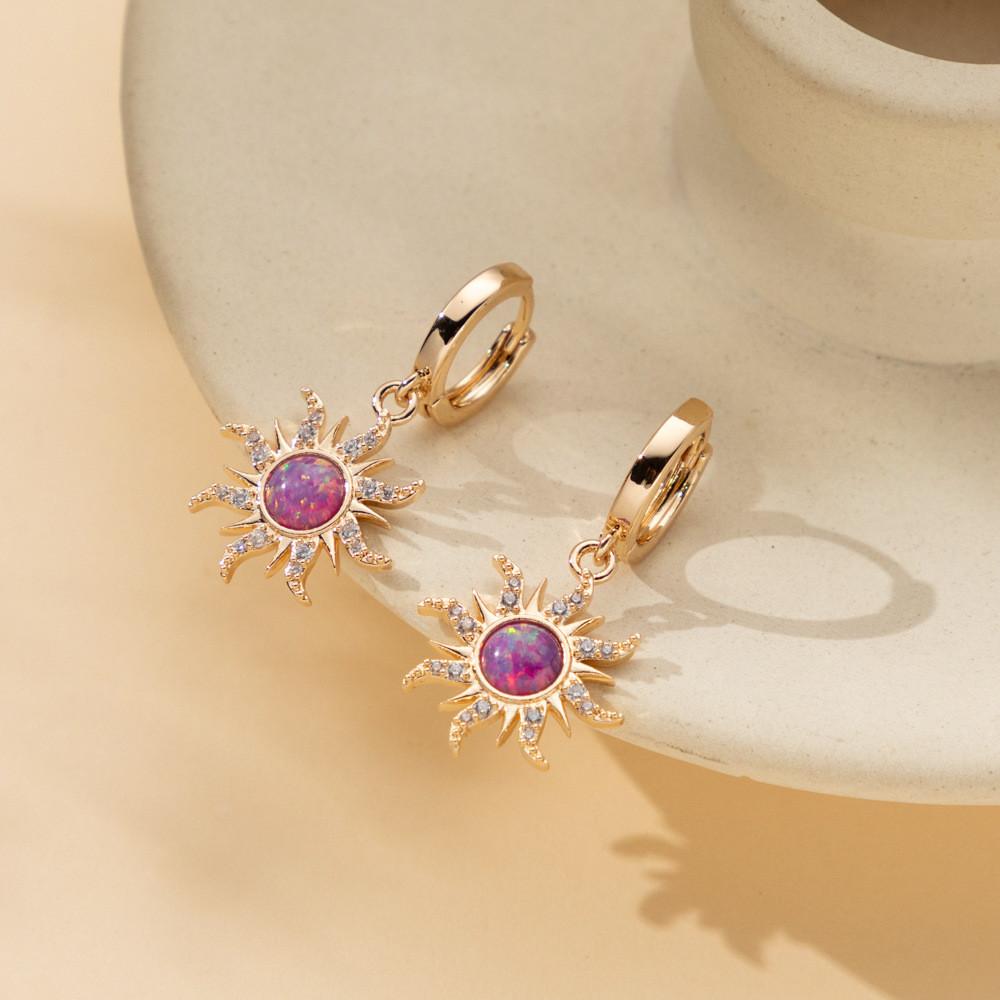 Delicate Zicron Necklace With Copper Accents And Eyecatching Star Shapes For Women