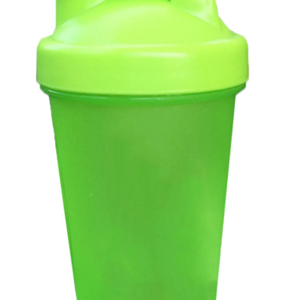 Protein Powder Shaker Cup PP Shaker Bottle with Stainless Steel Ball for Mixing 500mlGreen