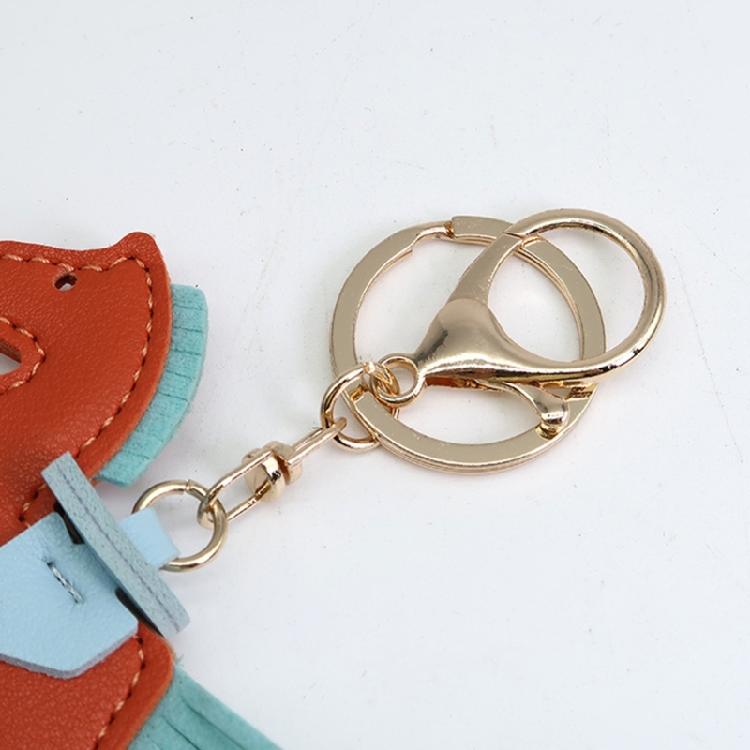 Fashion Key Rings Key Decorations Horse Shape Key Accessory Bag Ornament PU Leather Texture Keychain Perfect for Gifting
