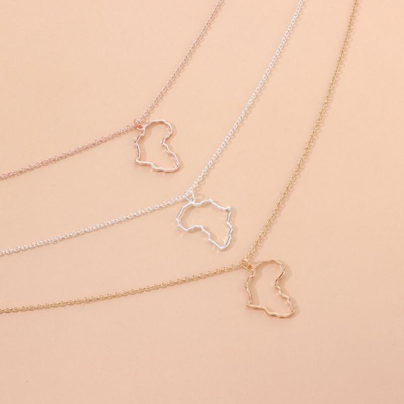 Collier à breloques carte de l'afrique, bijoux, pendentif drapeau creux, chaîne de clavicule, ethnique traditionnelle, carte de l'afrique, bijoux cadeau unisexe