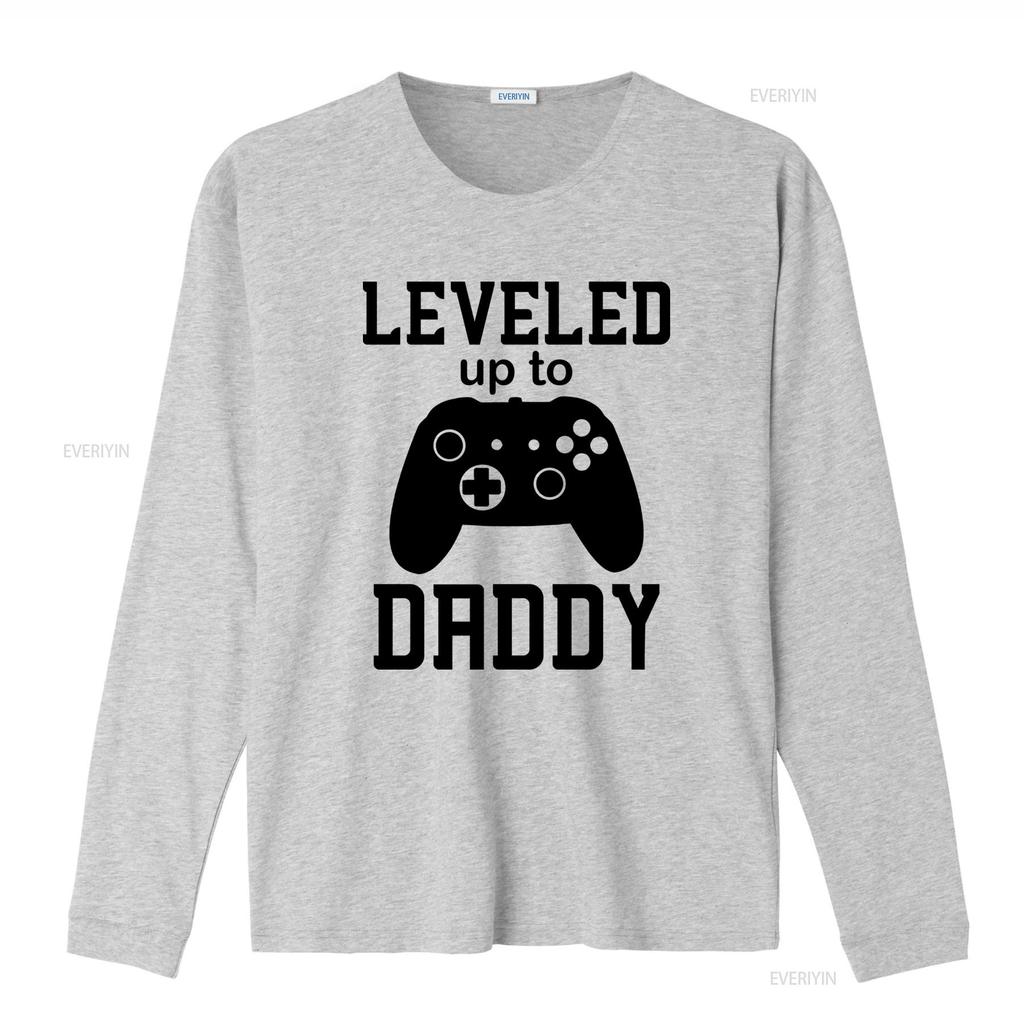 New Dad T Shirt Leveled Up to Daddy Gamer Controller Design for First Fathers Day vintage Washed graphic Soft