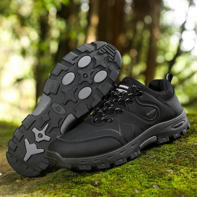 Spring 2025 New Men's Hiking Shoes Large Size Walking Shoes Outdoor Hiking Casual Shoes Tooling Sports Men's Shoes