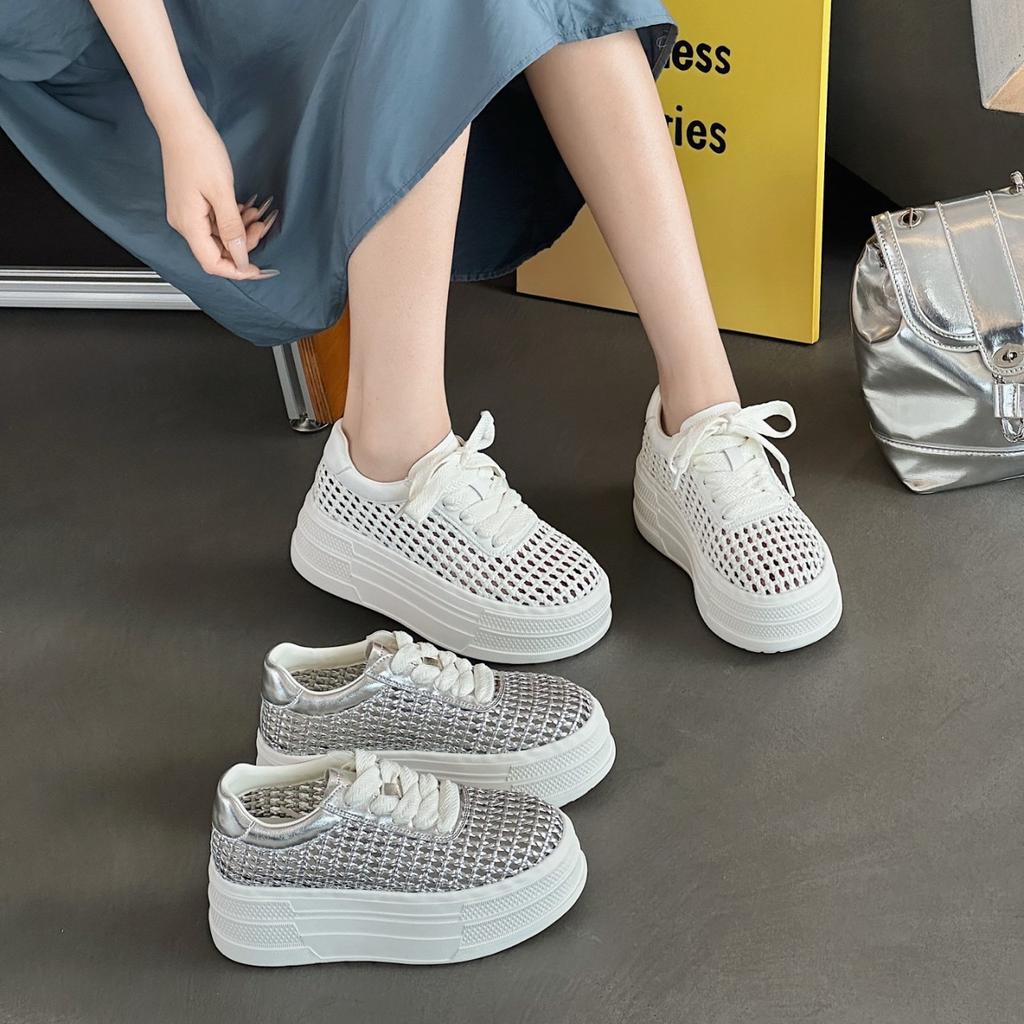 Korean version of thick-soled hollow fashion casual shoes women's 2025 summer new woven mesh white shoes versatile muffin shoes