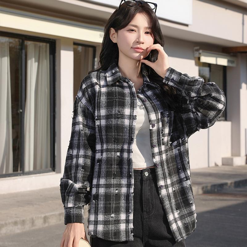 Checkered Shirt for Women In Spring Autumn with Holes The High Street Rugged Handsome Loose Casual Top Vintage Fashionable Outerwear Blouses & Shirts
