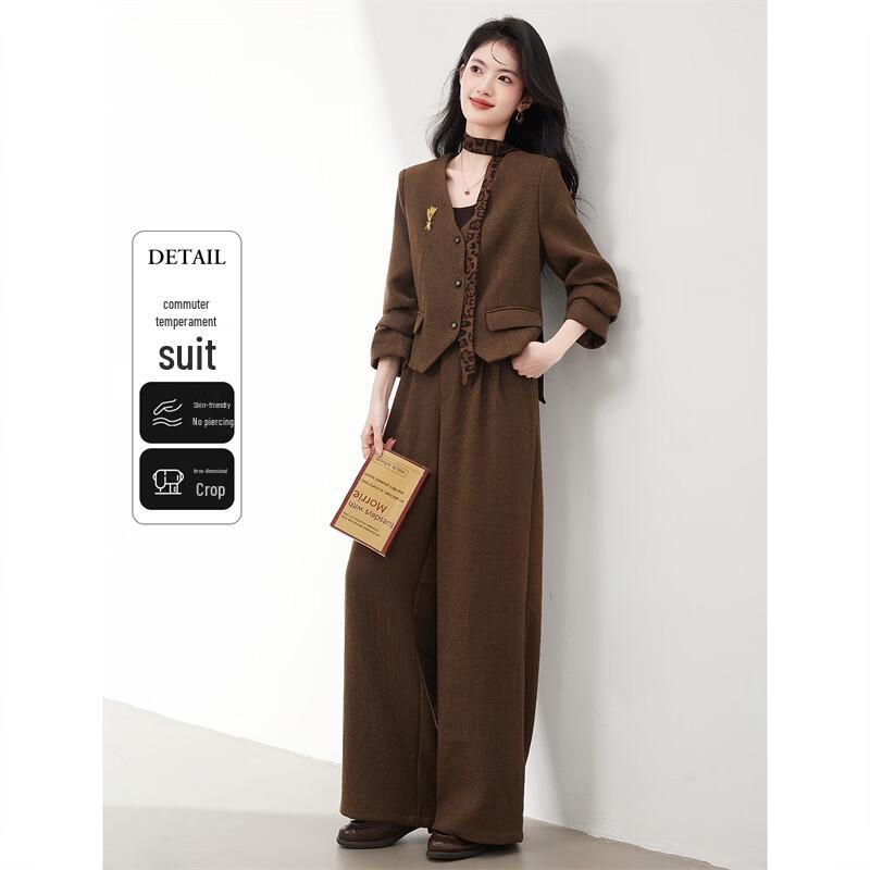 

Элегантный женский шерстяной костюм-двойка в стиле Old Money для работы с широкими брюками M